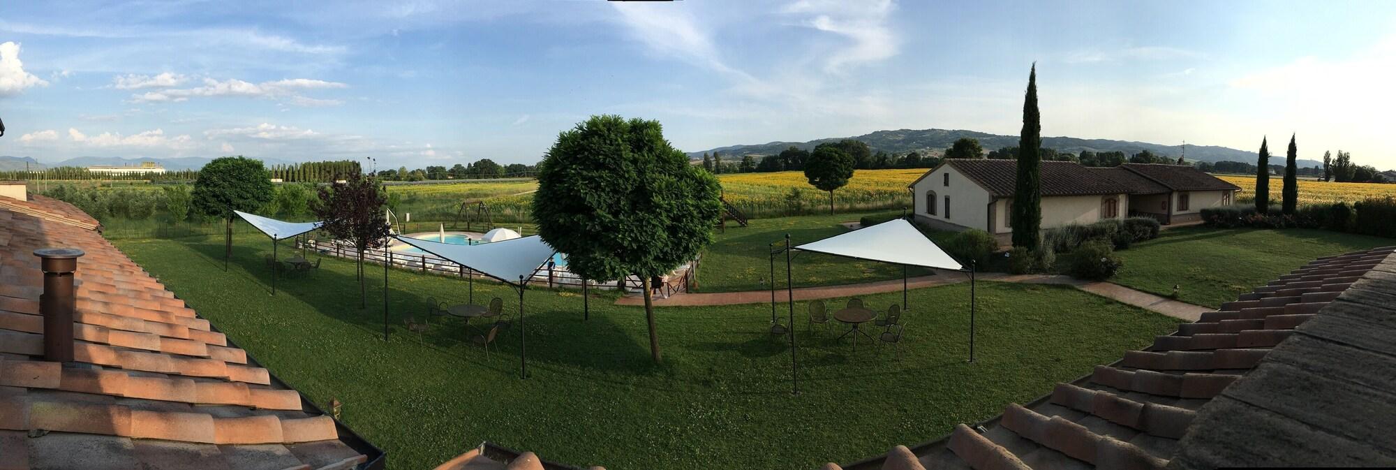 Agriturismo Le Rondini Di Francesco Di Assisi Cannara Extérieur photo