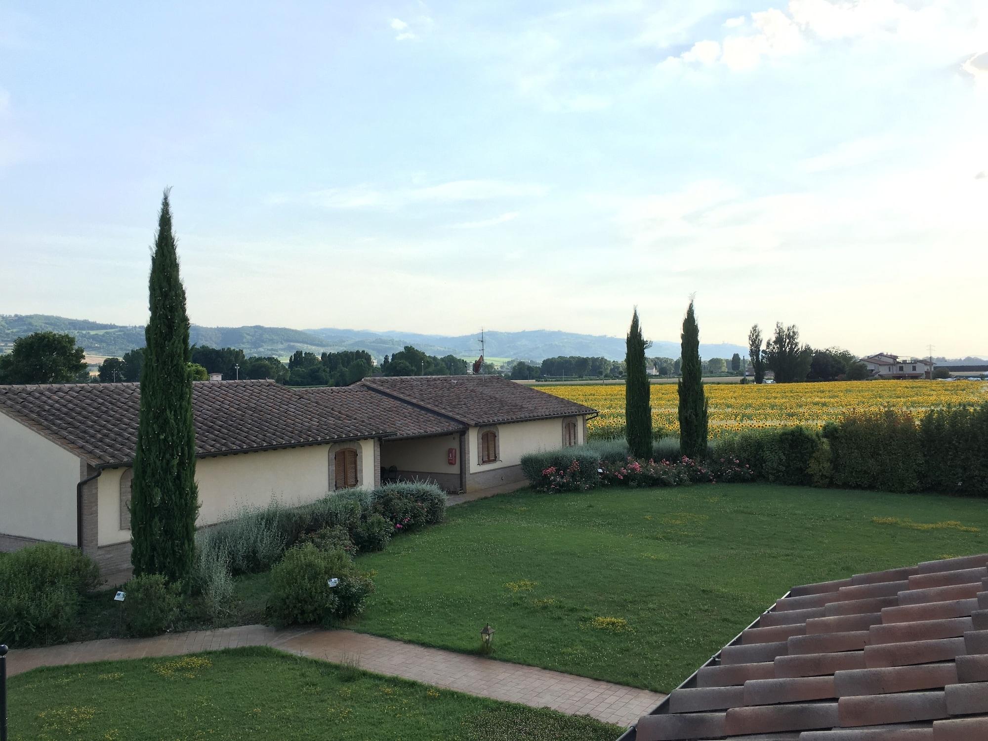 Agriturismo Le Rondini Di Francesco Di Assisi Cannara Extérieur photo