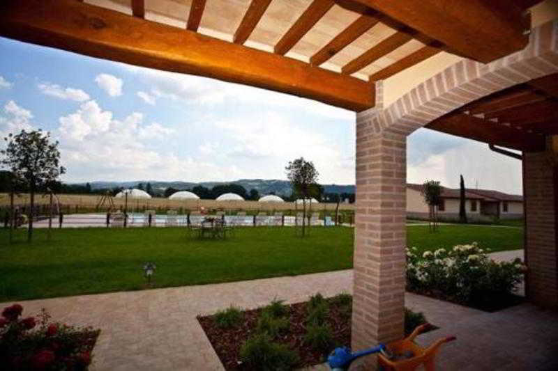 Agriturismo Le Rondini Di Francesco Di Assisi Cannara Extérieur photo