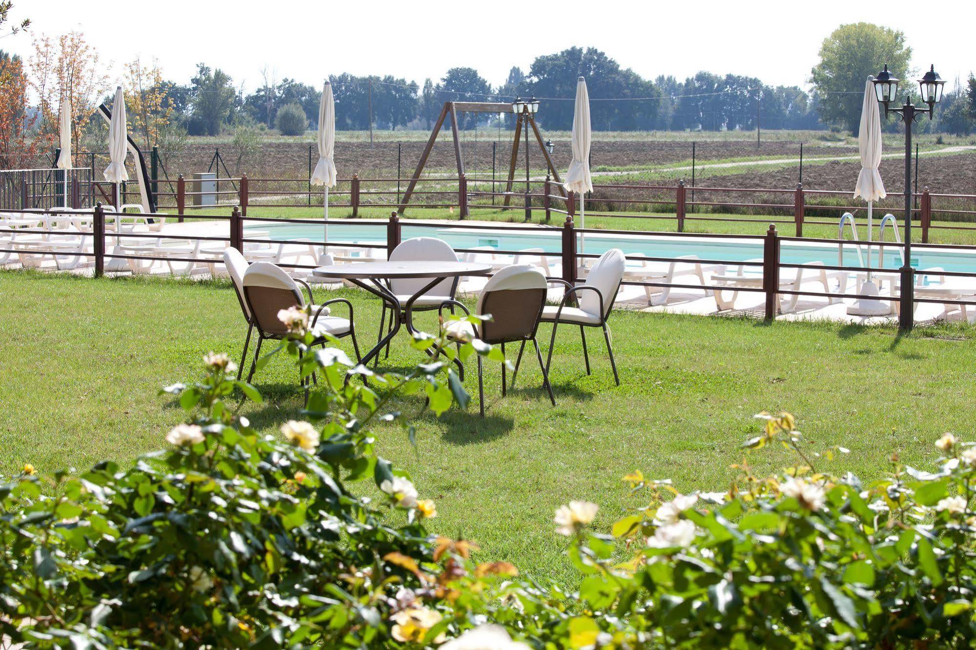 Agriturismo Le Rondini Di Francesco Di Assisi Cannara Extérieur photo