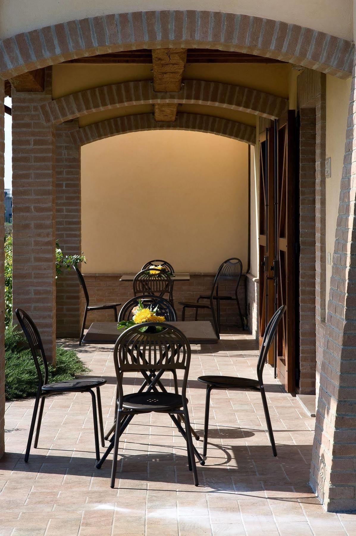 Agriturismo Le Rondini Di Francesco Di Assisi Cannara Extérieur photo